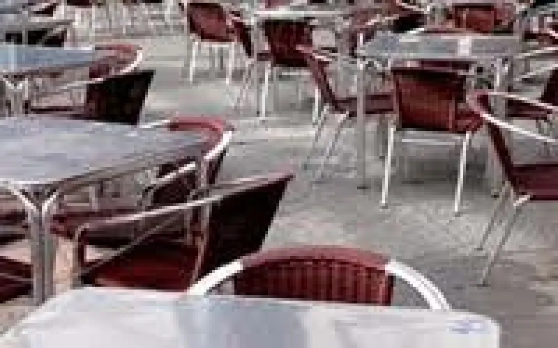 Aprobada la ampliación de horario de terrazas de bares y restaurantes en el Prat 